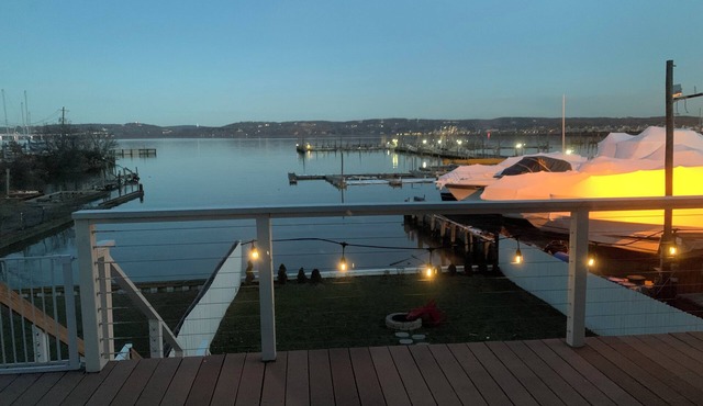 Waterfront Luxury - Home on the Hudson