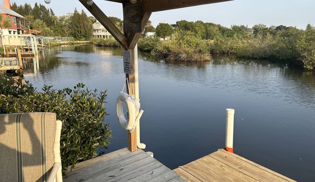 Waterfront Nature Coast Gem! Catch Dinner From Your Dock!