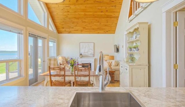Waterfront Oasis on Tracadie Bay