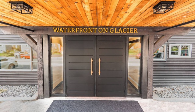 Waterfront on Glacier