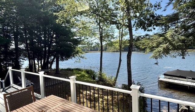 WATERFRONT ON THOMPSON LAKE