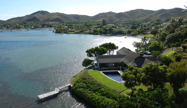 Waterfront, pool/spa Home with amazing views! NO CLEANING FEE!