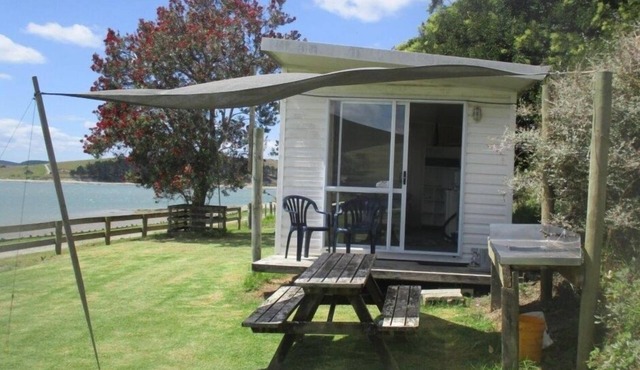 Waterfront retreat on Kaipara Harbour