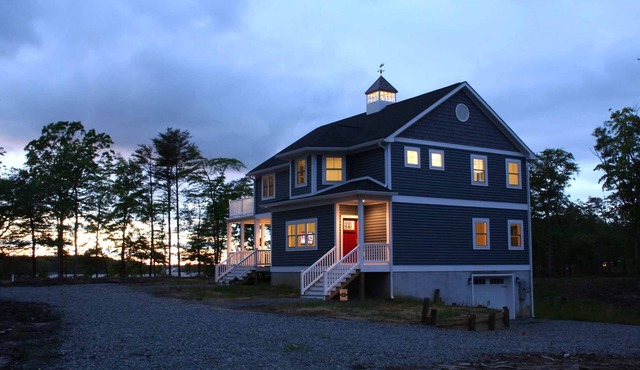 Waterfront Rivah Home with Free EV Charging On Property