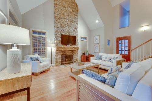 Waterfront Sherrills Ford Home w/Pool & Boat Dock