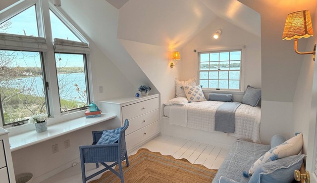 waterfront Southampton beach cottage