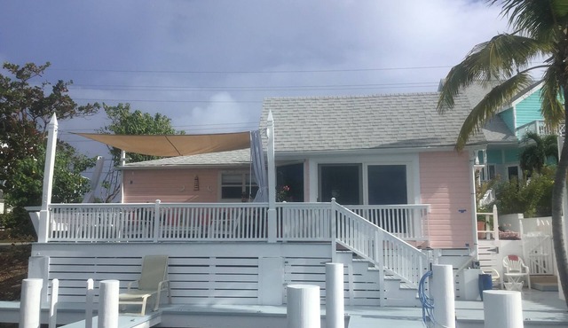 WATERFRONT VILLA with deck to enjoy the scenic views & historical lighthouse.