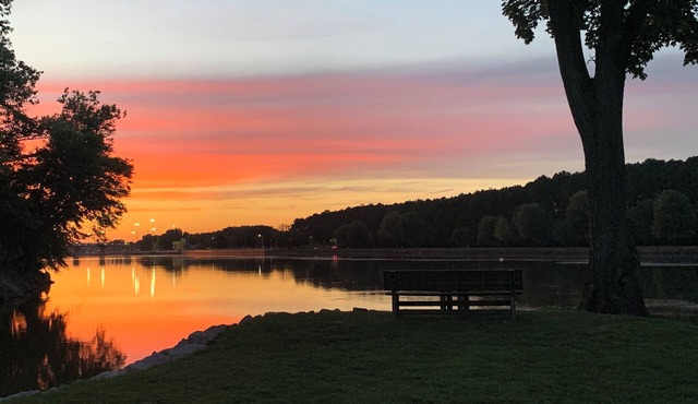 Water’s Edge, a peaceful retreat on the Cumberland River, close to Nashville