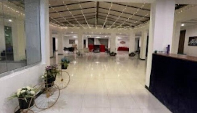 Waterstone's Hotel