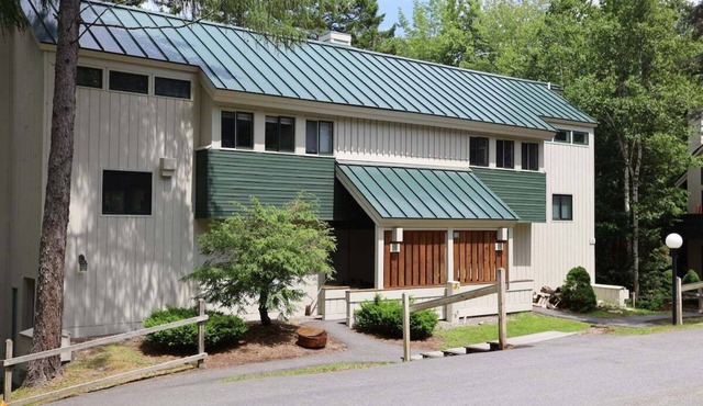 Waterville Valley Vacation Condo close to Town