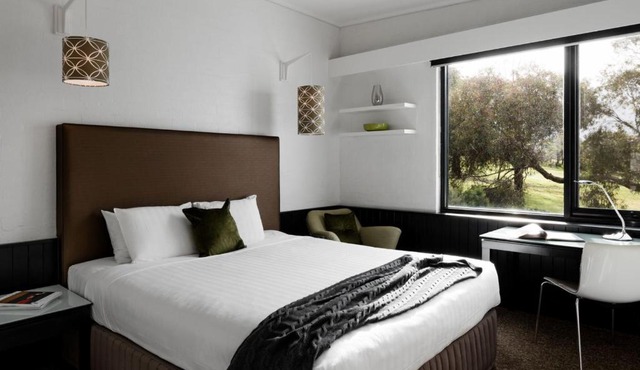 Waurn Ponds Estate