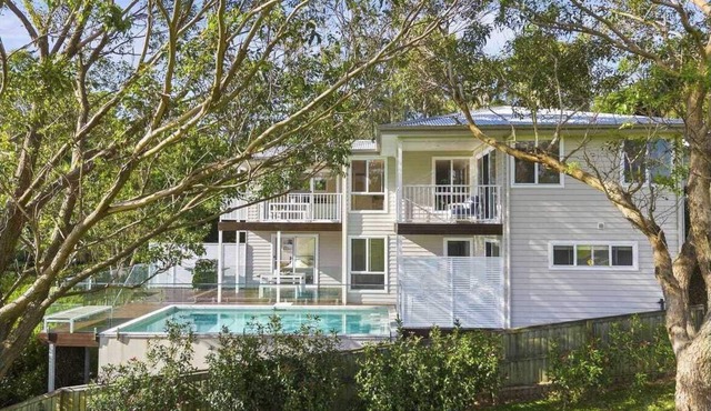 Wave and Willow Retreat - Luxury Family Coastal Home-Fully heated & heated pool