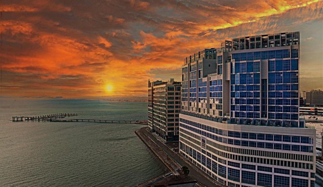 WAVEM HOTEL East