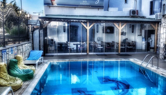 Wb Weekend Otel
