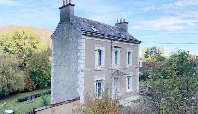 Weekend Home ★ Garden ★ Private access to the Loir