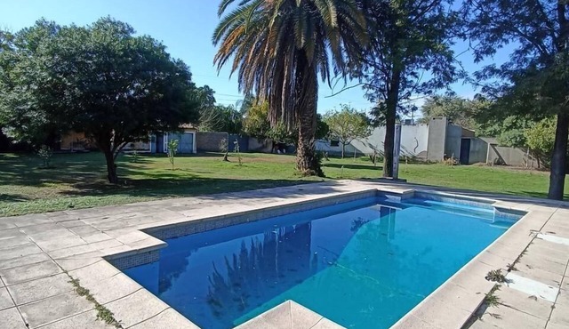 Weekend Getaway: Private Pool, Comfort for 6 Guests in Santiago del Estero