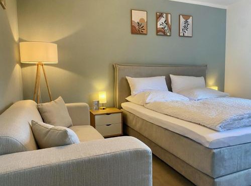 Weiher Apartment mit Terrasse & Parkplatz
