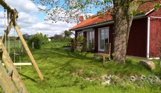 Weitblick bis zur Schlei: das Lindhus in Grödersby