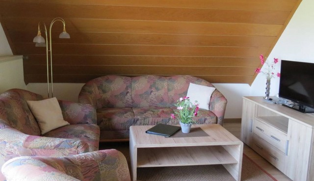Weitblick FEWO No. 11 Occupancy 2 pers/2 bedrooms - Holiday apartments "Haus Berghof"