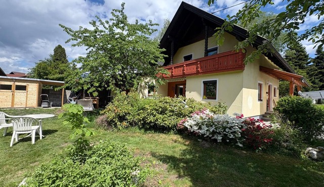 Welcome to Capybara House! Near to ski lift and adventure pool, up to 7 people