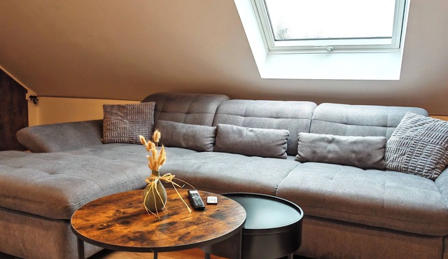 Welcome to the SoonWald Loft – your sunlit home away from home!