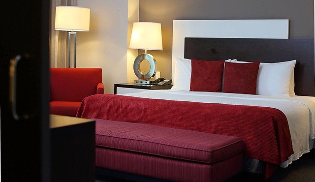 Welcome to Wyndham Albrook Mall Hotel - We Connect You To So Much In Panama City