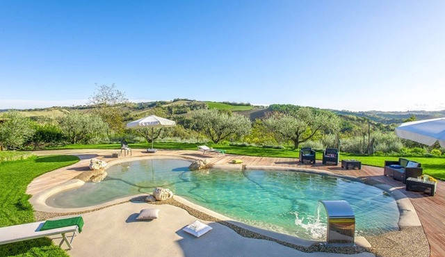 WELCOME, TRADITION, NATURE WITH POOL