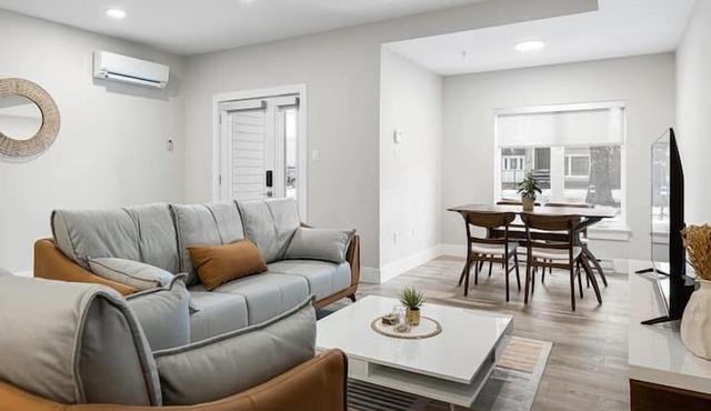 Weldon Loft by Terra Trust Hospitality Suite 114