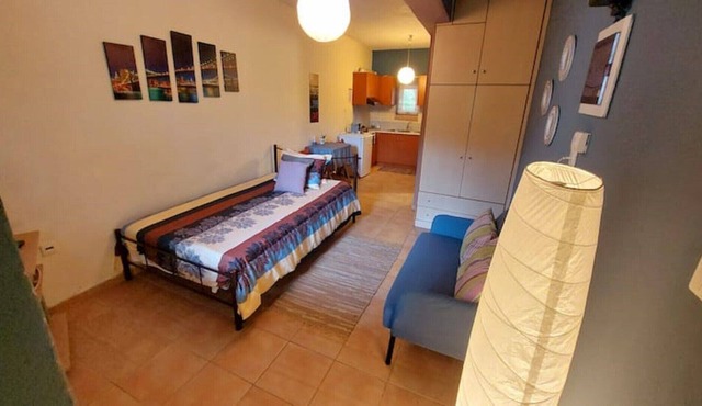 Well located cosy studio close to city centre