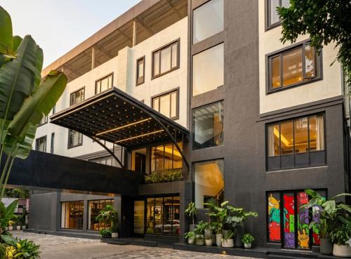 Wellesley Hotel