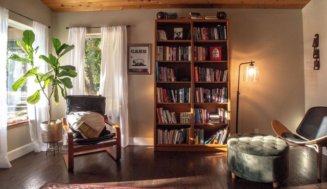 Wellness Sanctuary in Eugene with 5 acres of land and spacious Living Spaces.