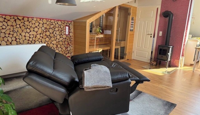 Wellnessloft mit Privatsauna und Garten