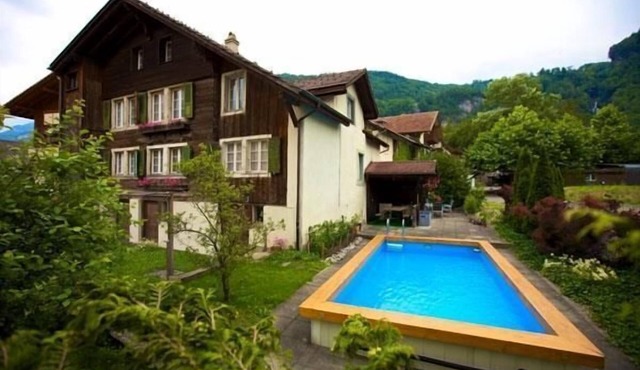 Wenger 5-bed flat