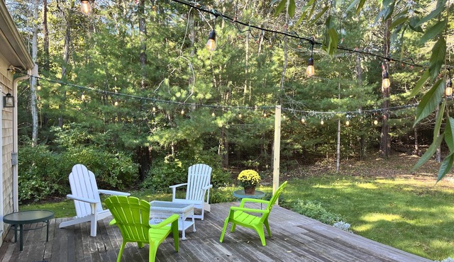 West Barnstable home in a quiet setting - Sleeps 8
