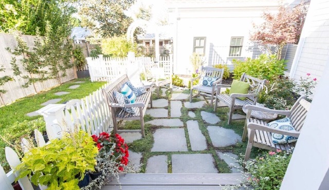 West End Completely Renovated 2BR/2BA Condo