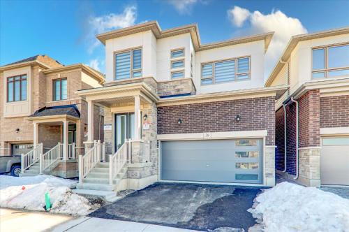 West Oak, Detached New Modern House In South Barrie - Built H plus ME Technology