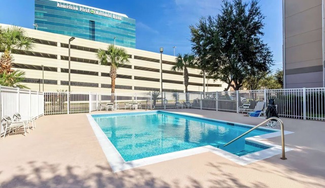 Westchase Escape with Breakfast, Outdoor Pool, and Quick Drive to CityCentre