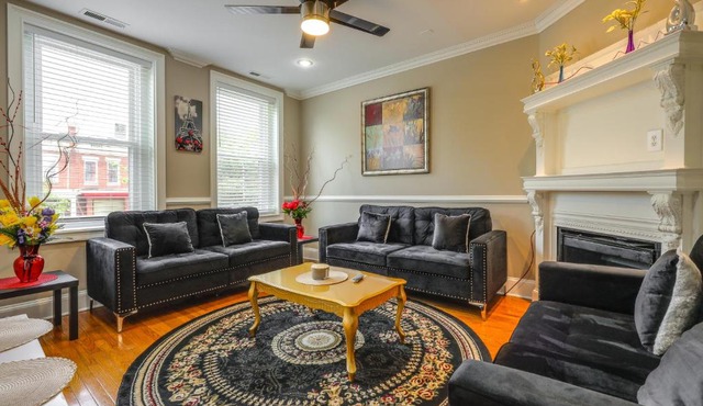 WFH in DC! Rowhouse Unit w/Office & Deck By HU