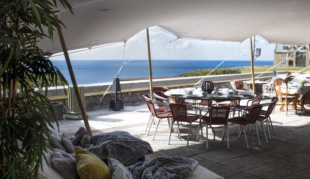 Wheal Chase, B&B - a hotel room that sleeps 4 guests in 1 bedroom