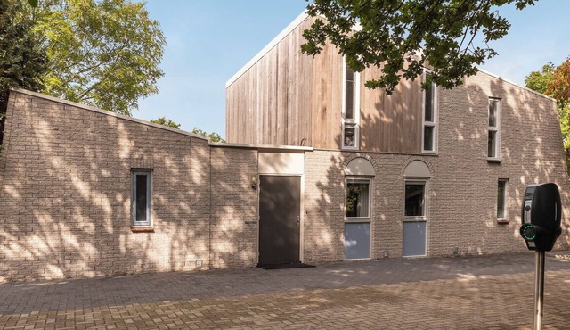 Wheelchair-friendly bungalow for 12 persons