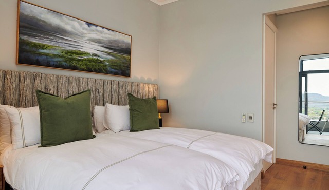 When Away - Luxury 2 Bedroom 110 m² in Menlyn Maine