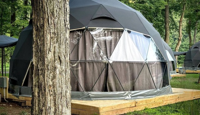 Whimsical Dome Escape Amid the Majestic Mountains and Enchanting Rivers of New York