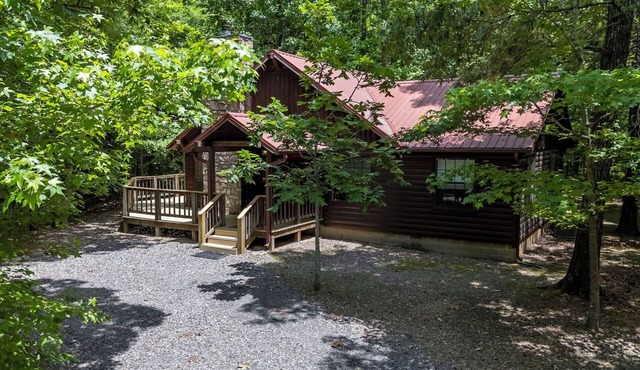 Whisperwind -2 bedroom, 2 bath, Hot tub