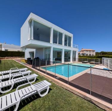 White Beach Villa
