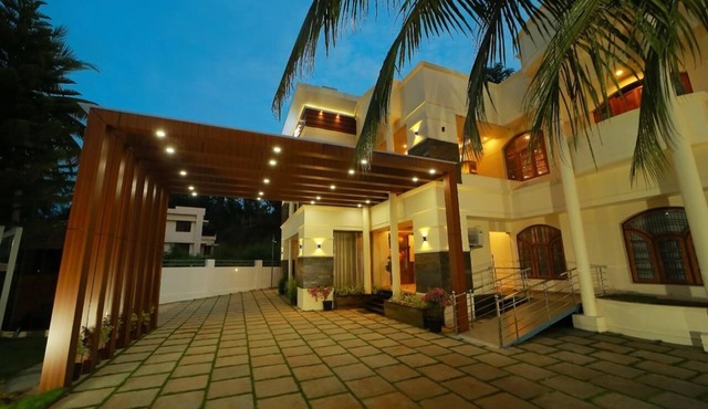 White Gate Luxury Hotel