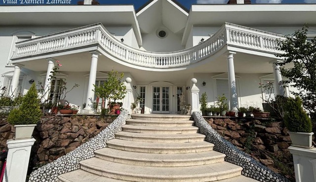 White House