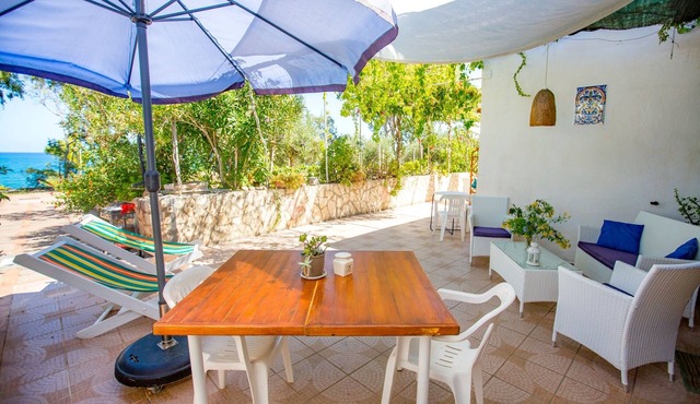 White House "Rais Gerbi" apartment "Gerbi" in sea villa near Cefalù