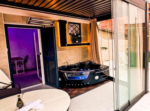 White Pearl Exclusive Apartment