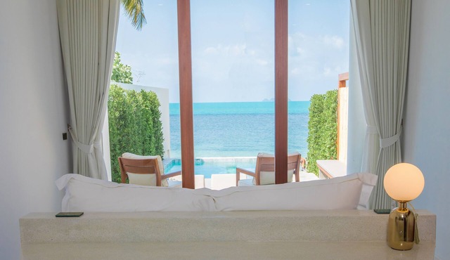 White Whale Beachfront Pool Villa