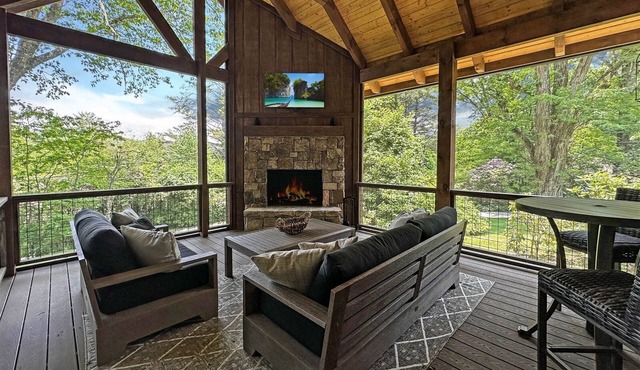 Whiteside Mountain. A Firepit Out Back. Someone Finally Got This Right | Pine Cone Cottage